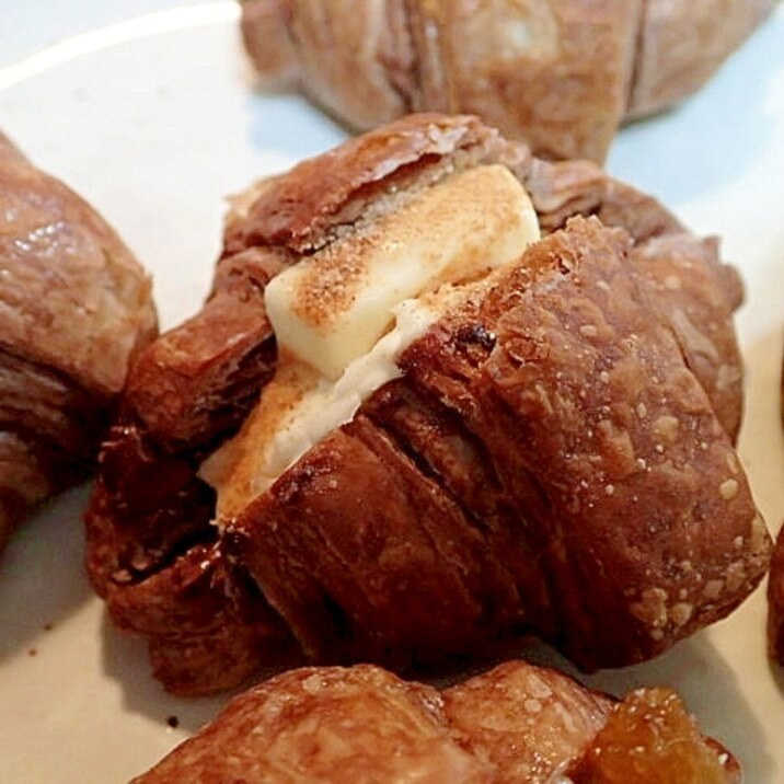 クリームチーズとホワイトチョコのチョコクロワッサン レシピ 作り方 By ぷ みぃまま 楽天レシピ クリームチーズとホワイトチョコのチョコクロワッサン レシピ 作り方 By ぷ みぃまま 楽天レシピ